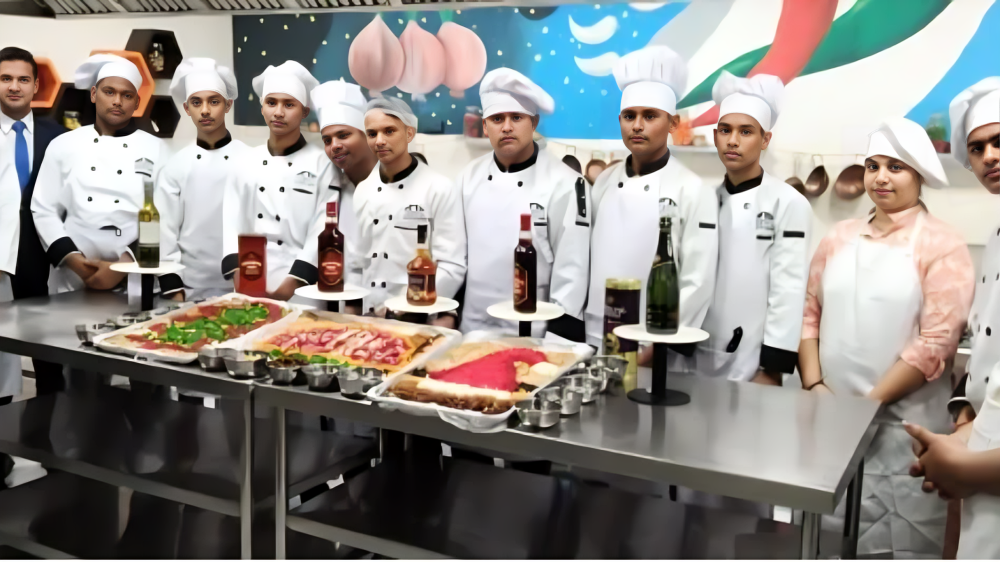 Servo IHM Hotel Management college students